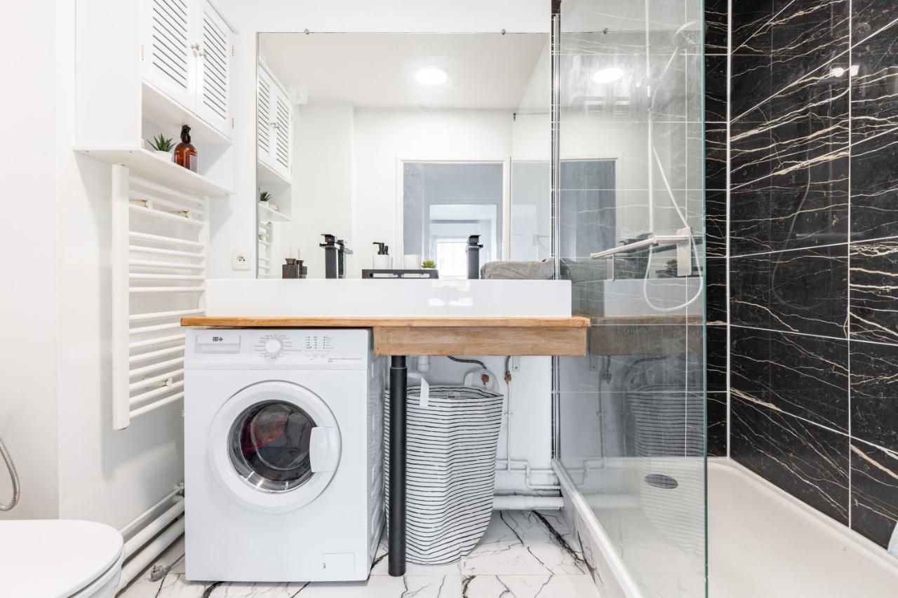 Design 3 Bedrooms Appartment, Near Champs Elysees